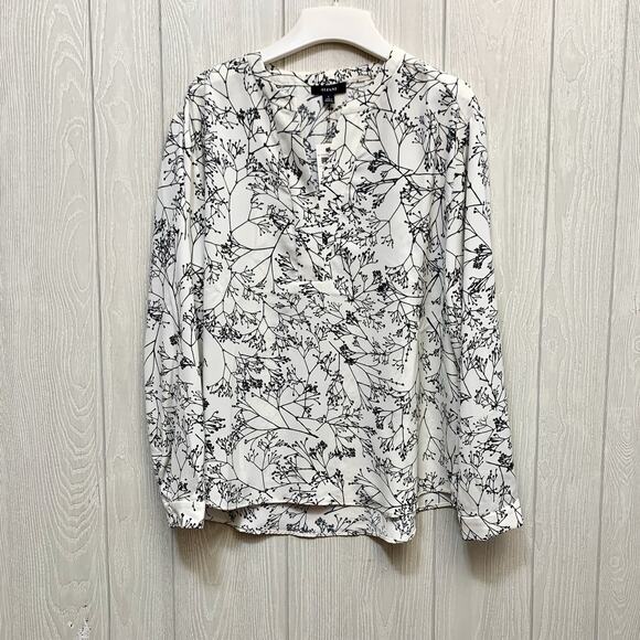 Alfani Coastal Mode Baby Breath White Black Floral Top Large NWT - Picture 1 of 5